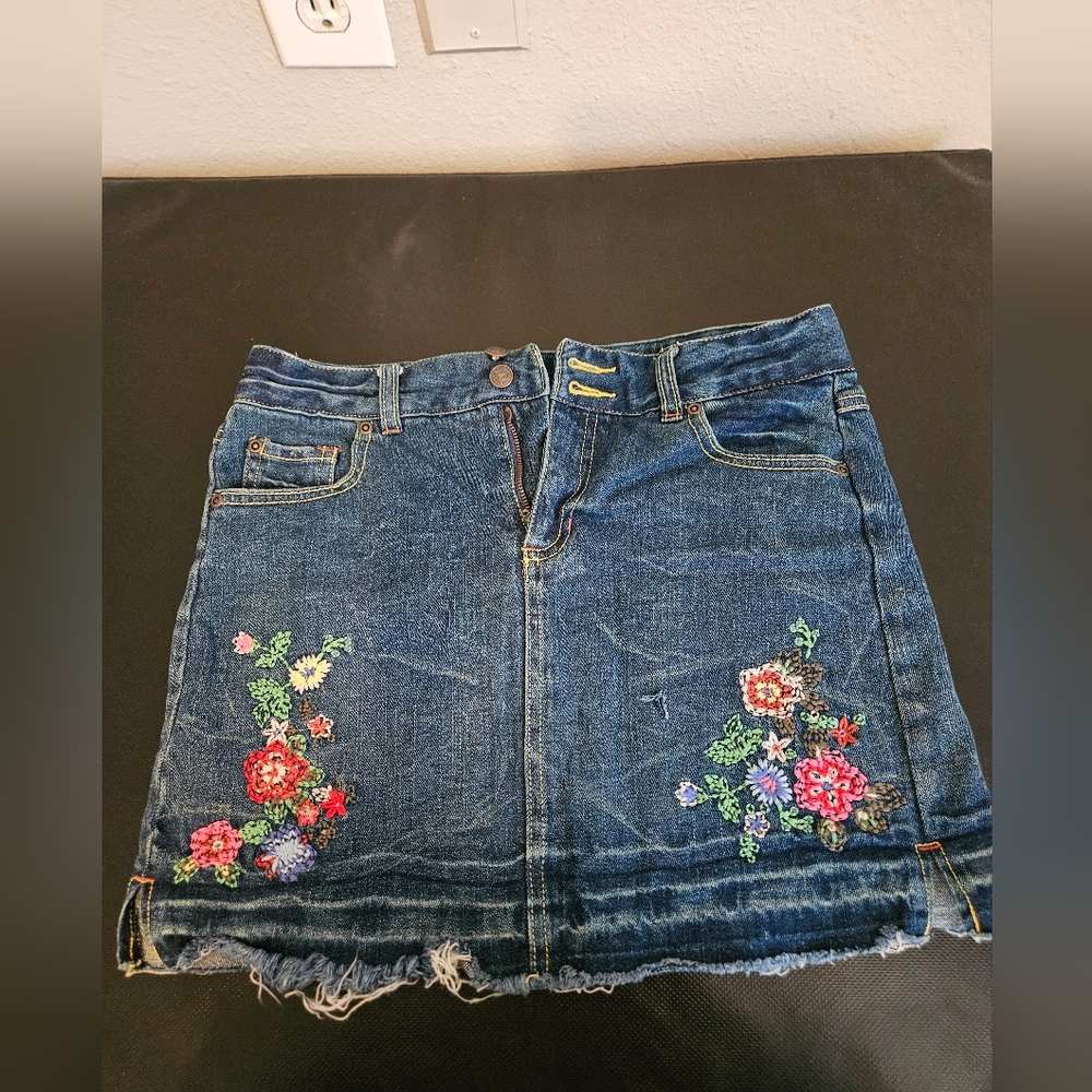 Vintage Embroidered Mary Kate And Ashley Skirt